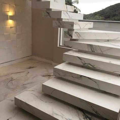 ступени из керамограниты парящие